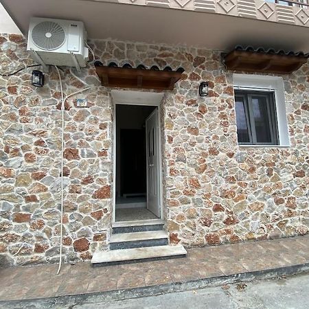 아카르나이 Stone House 48 M 아파트 외부 사진